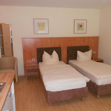 Apartment-Pension Schwalbennest Herzogenaurach Room photo